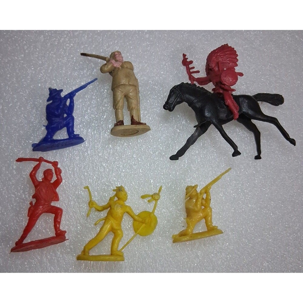 Vintage Giant and 1 Marx minature Indians, cowboys figurines 1/72 scale lot6